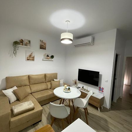 Apartamento Vitelio Carmona  Exteriör bild
