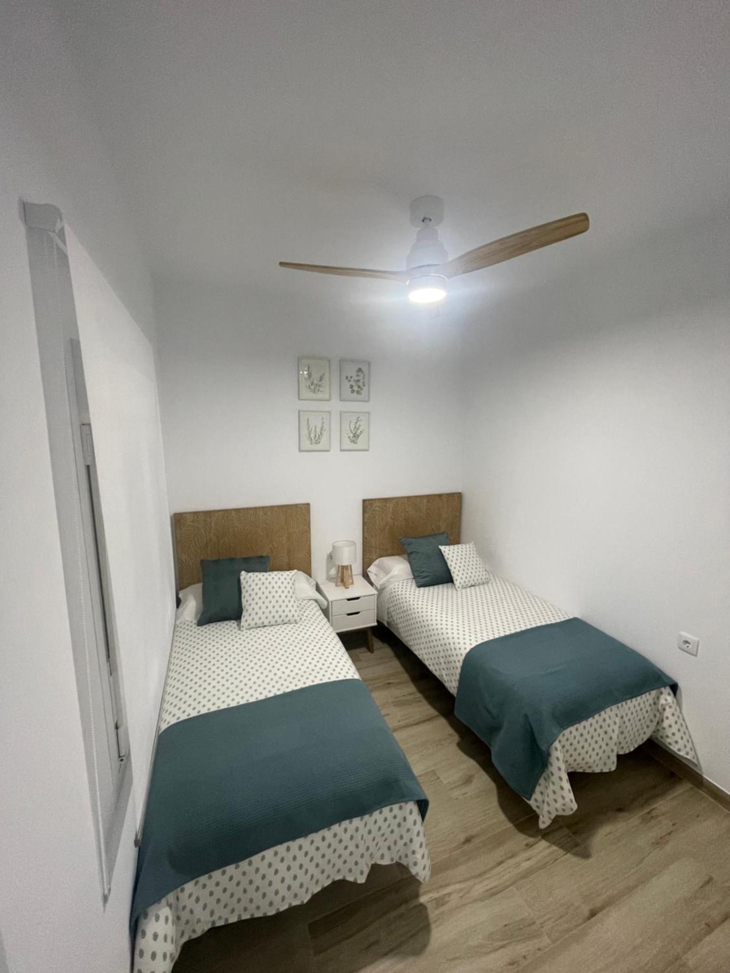 Apartamento Vitelio Carmona  Exteriör bild