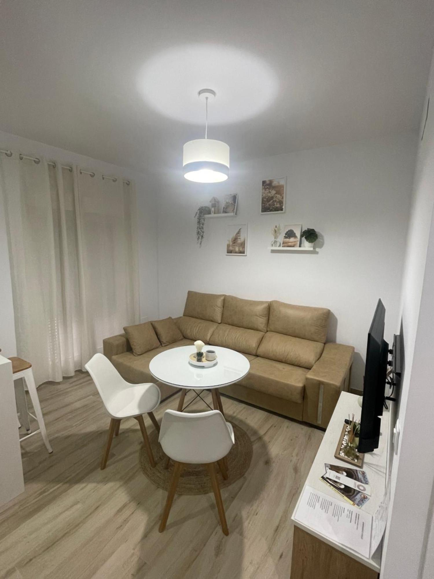 Apartamento Vitelio Carmona  Exteriör bild